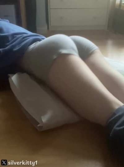 i love grinding on my pillow before school hehe &amp;gt;w&amp;lt;