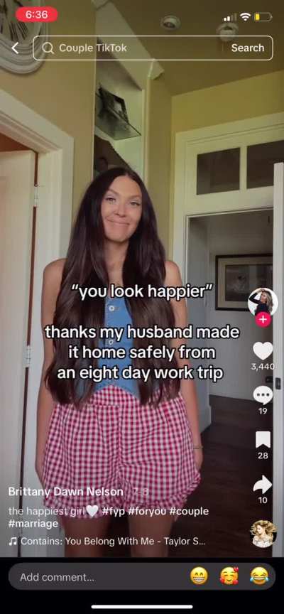 But &ldquo;I don&rsquo;t use filters&rdquo;&hellip;as it glitches so hard on her cheek