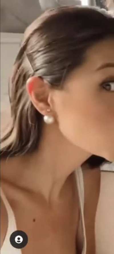 Kryz Uy