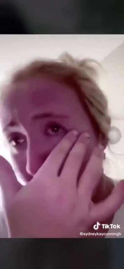 Girl got home crying because a dude flicked her off and her mama is goin to go find him