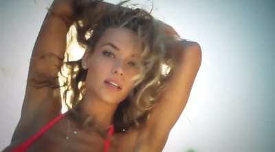 Hannah Ferguson: Irresistible (2016).  Can you make it 80 seconds?