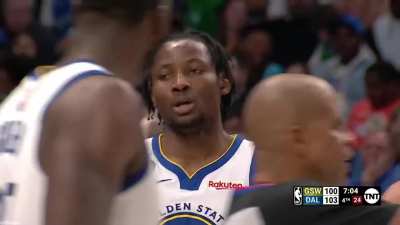 [Highlight] Tim Hardaway Jr. mistimes the jump a little bit on the rebound which leads to second chance points for the Warriors