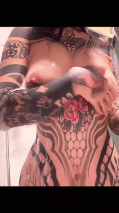 rubbing..