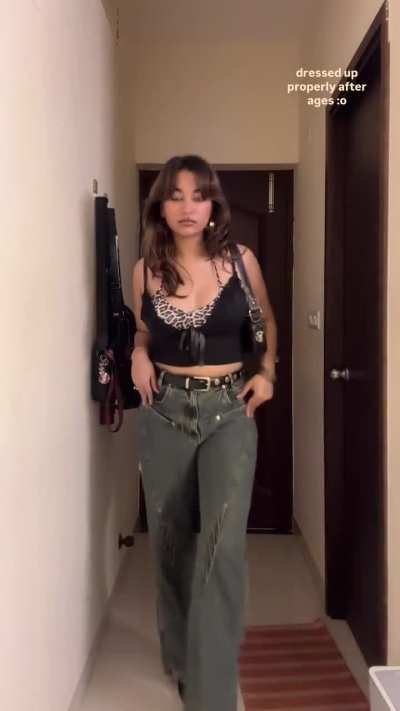 👀