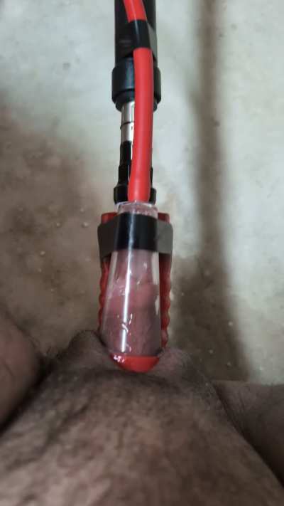 Built a pumping/sucking machine, and it's going pretty well