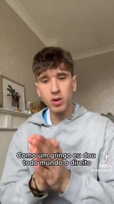 "ingl&ecirc;s &eacute; l&iacute;ngua de merda mesmo"