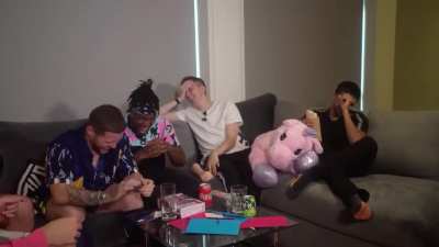 harry is literally the funniest person ever i cant with him. he got everyone laughing for so long