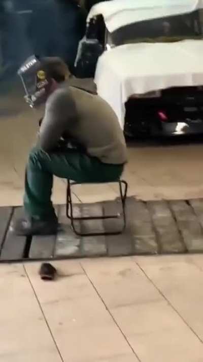 Haha chair goes boom