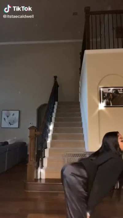 🤩🍑😳