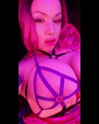 Side/under/etc boob of my 2050ccs in tight string bikini &mdash; bc why not 😈 [oc]