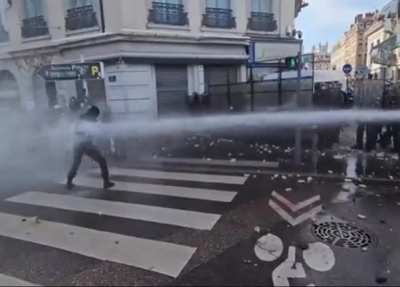 I&rsquo;d really like someone on this sub to put Rules of Nature on this video.