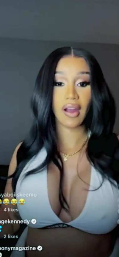 Cardi live