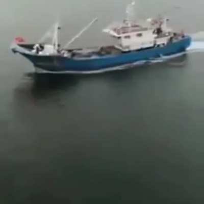 WCGW when no one is behind the helm (sorry Low Def)