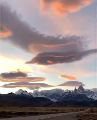 These lenticular clouds look just like Covenant cruisers! Combine that with how similar the climate appears to the Viery Territory on Reach, and you&rsquo;ve got a certified IRL glassing experience.