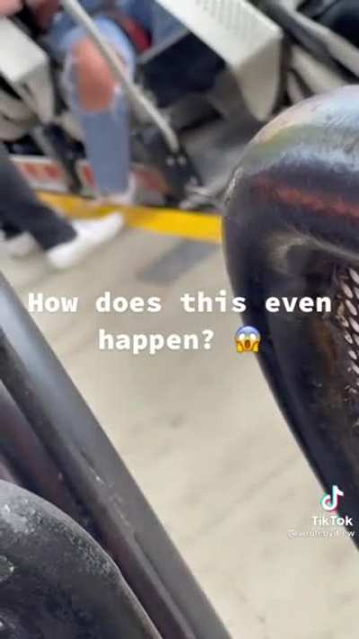 This is why they tell you to keep your hands and feet inside the ride at all times