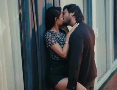 Neha Solanki Hottest Kiss Scene 🥵🔥