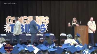 Highschool Senior&rsquo;s Graduation Ruined By Dad Charging The Stage/Accosting Black Superintendent 