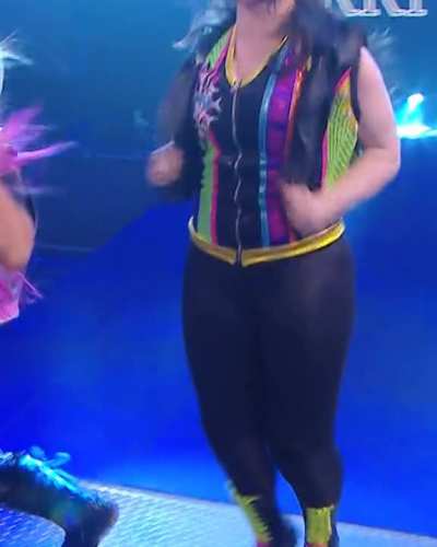 Nikki Cross