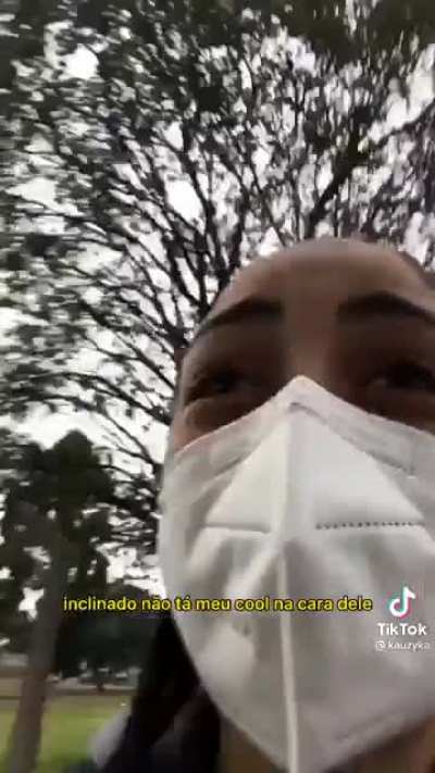 Será que essa é a menina que reprovou e tava chorando no dia que o muca tirou a carteira?