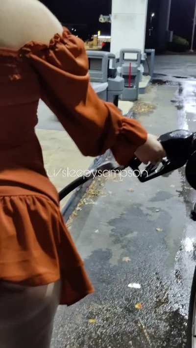 pulling up my skirt while I pump gas [oc]
