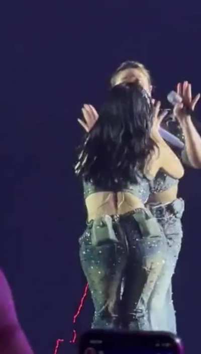Momo ð