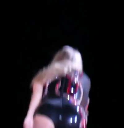 You have no idea just how much I worship her ass