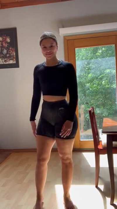 Ana try on