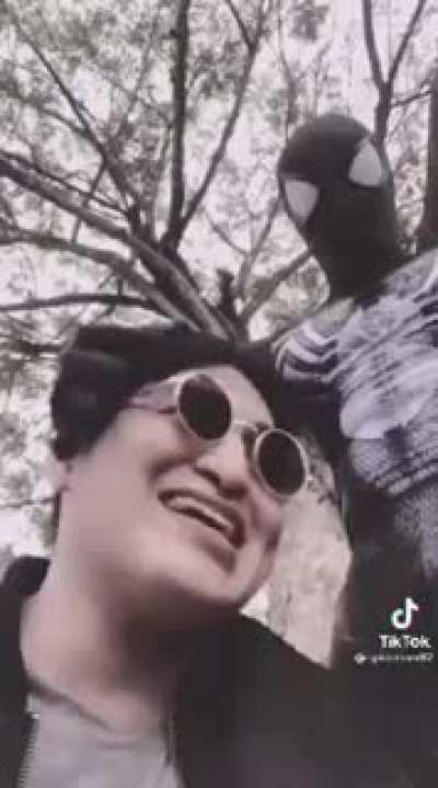 SquarePosting - Video #9240