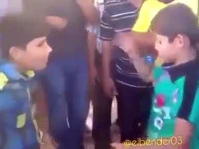 pelea de sordos mudos con musica de FNF