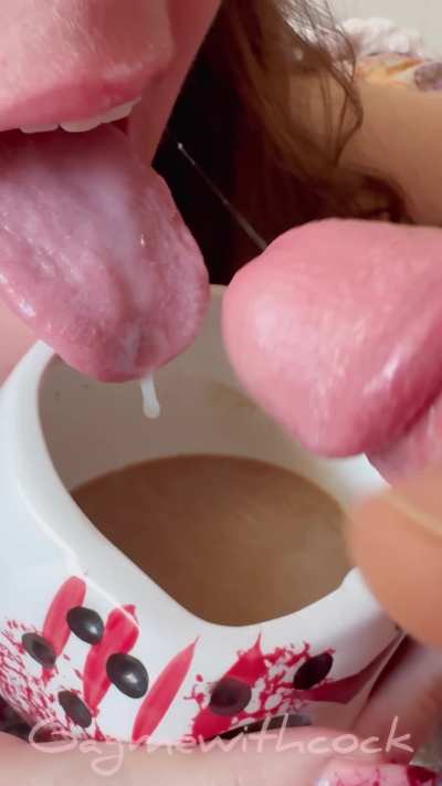 Coffee creamer