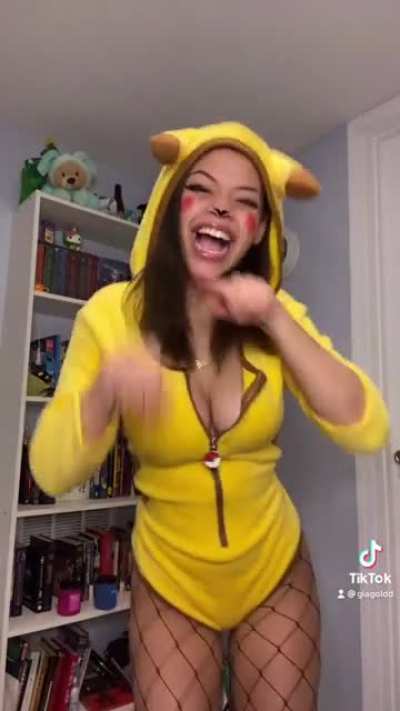lemme get a peek-at-chu💛