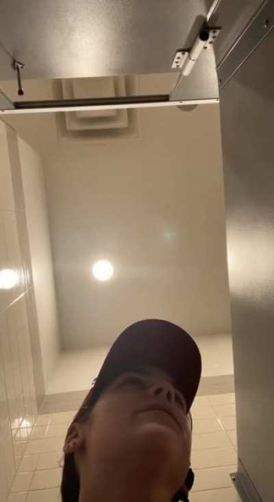 &ldquo;Do you know what sex this toilet is?&rdquo;