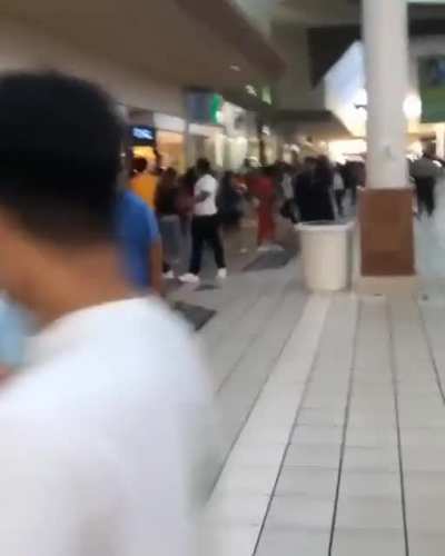 Shoppers rushing to enjoy Macy's 100% discount!