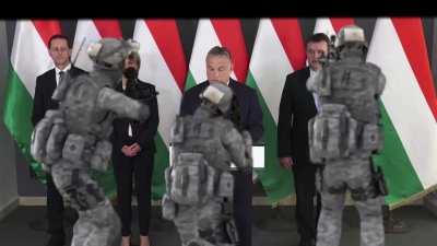 Bemutatkoz&oacute; mozg&oacute; k&eacute;p. 'Tiszta Lap' mozgalom, k&ouml;z&ouml;ss&eacute;g.