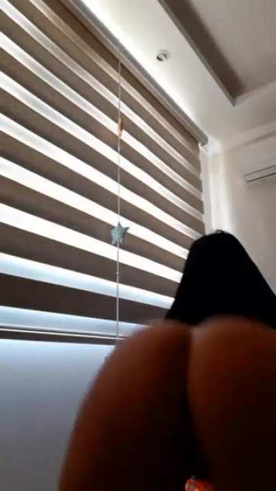 M&ocirc;nica Santhiago