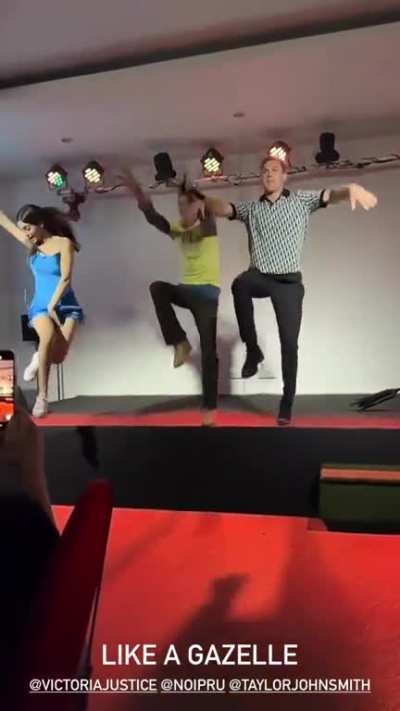 &ldquo;Like a gazelle&rdquo; Sic wrap party