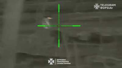 Ukrainian State Border Guard sniper kills two Russians in the direction of Bakhmut. A sniper with the call sign “Odesa” completed this task with a Ukrainian UAR-10 rifle.