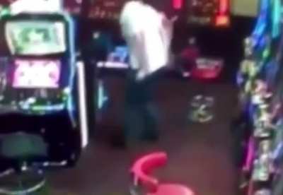 Gambling addict shits on floor in casino instead of going to the bathroom so he can stay at the Slot machine