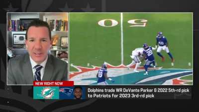 [Rapoport] From NFL Now: This weekend, the #Dolphins traded WR DeVante Parker to the #Patriots&hellip; with Parker making clear that&rsquo;s where he wanted to play.