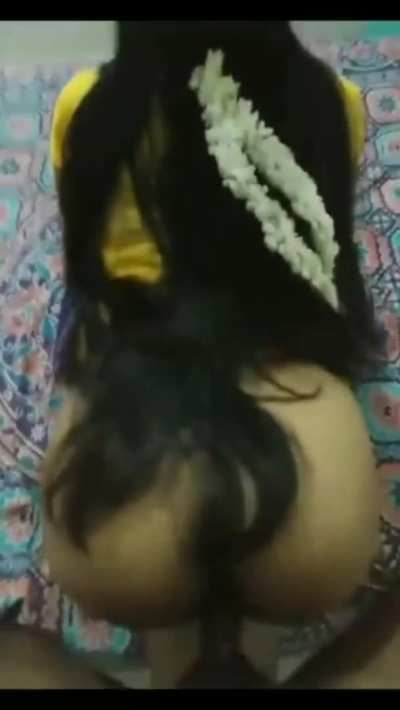 Tamil girl 💋Rock on bed💋🤤<wbr>💋