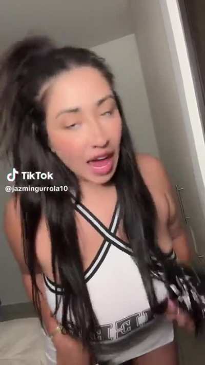 Jazm&iacute;n Gurrola