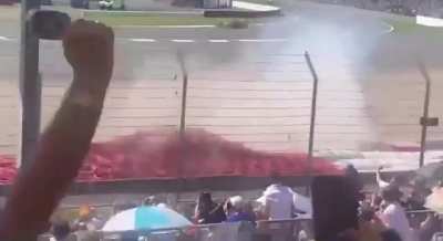 "BEST FANS IN THE WORLD" celebrating Hamilton's biggest rival going straight to the wall from a 280-300kph speed corner. Sky can f*ck right off, they saw fans celebrating it and still decided to hype them up and never adressed it.