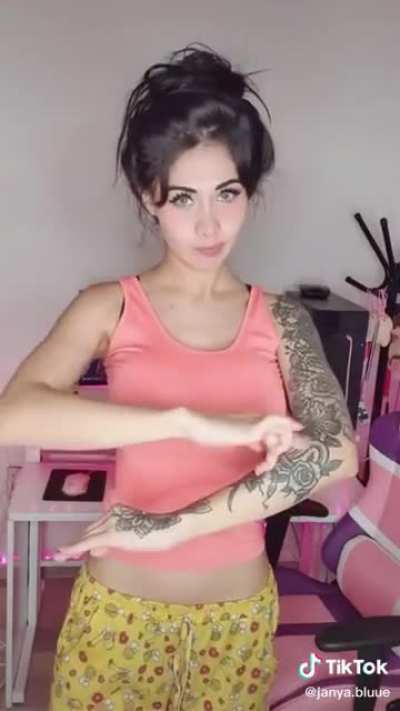 @janya.bluue
