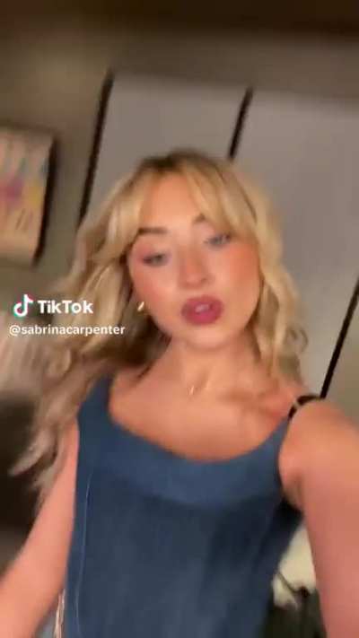 Sabrina Carpenter