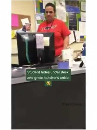 😂
