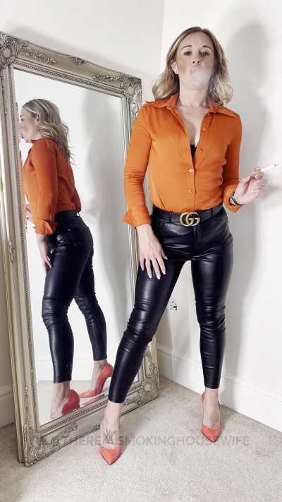 What&rsquo;s your favorite part of my MILF smoking routine?