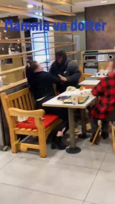 Mom &amp;amp; daughter freakout at MC