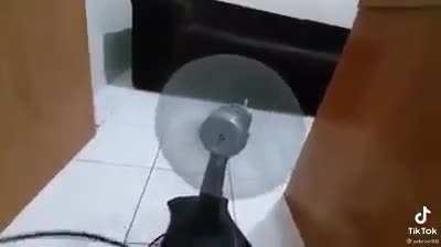 ventilator 100% auto-sustentável
