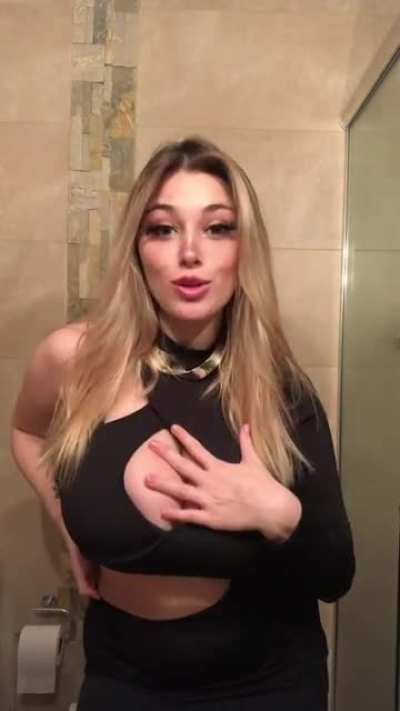 Busty💖