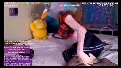 Amouranth fan de Emilio R?😳😳😳